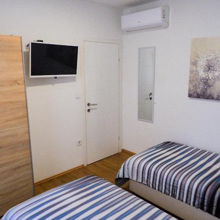 F12 Apartments Zagreb Luaran gambar