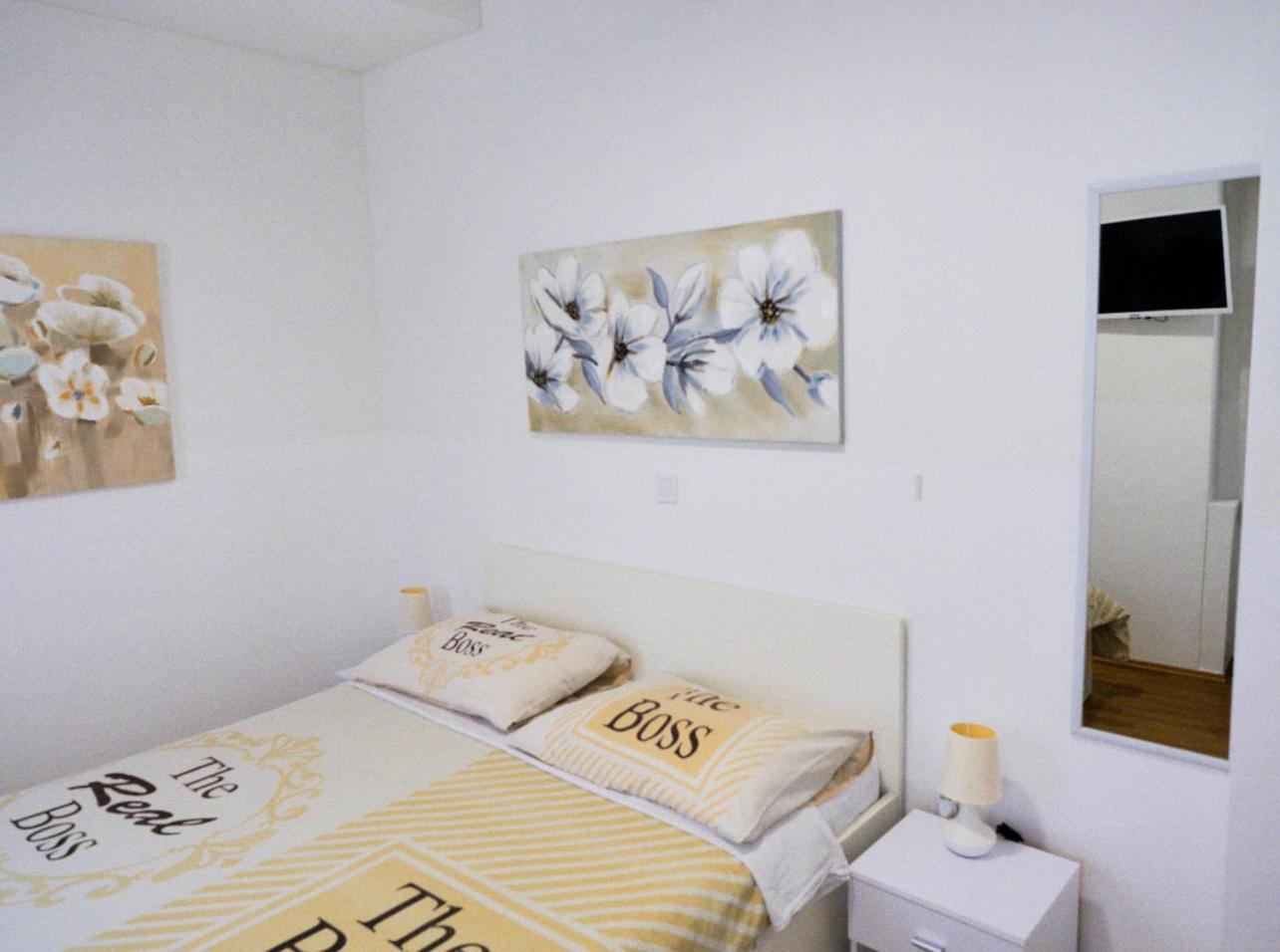 F12 Apartments Zagreb Luaran gambar